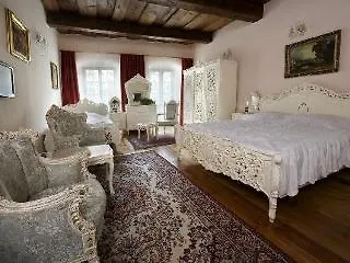Leylaria Penzion 3*